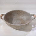 CIOTOLA IN GRES GRIGIO-BIANCO CON MANICI IN CORDA 19,5 × 15,5 CM