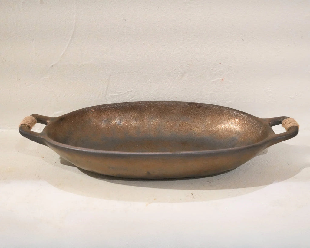 VASSOIO OVALE IN GRES NERO CON MANICI IN CORDA 27,5 × 15 CM